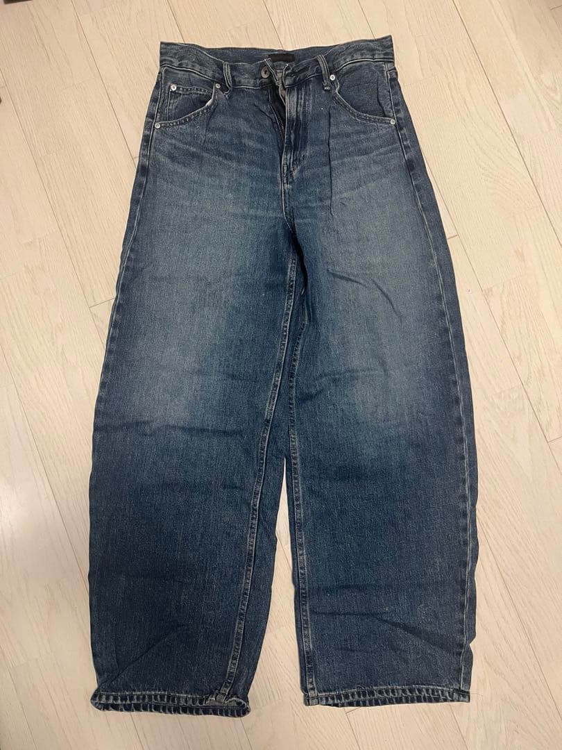 UNIQLO バギーカーブジーンズ 25インチ