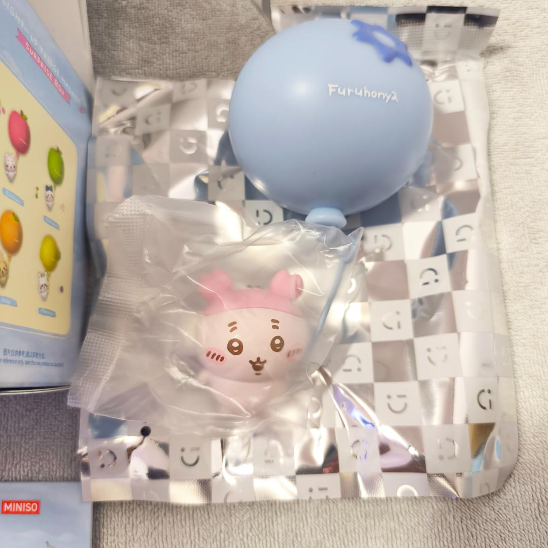 MINISO 日本未発売 ちいかわ 古本屋 マグネット ランプ 中国限定 カニ 画像3