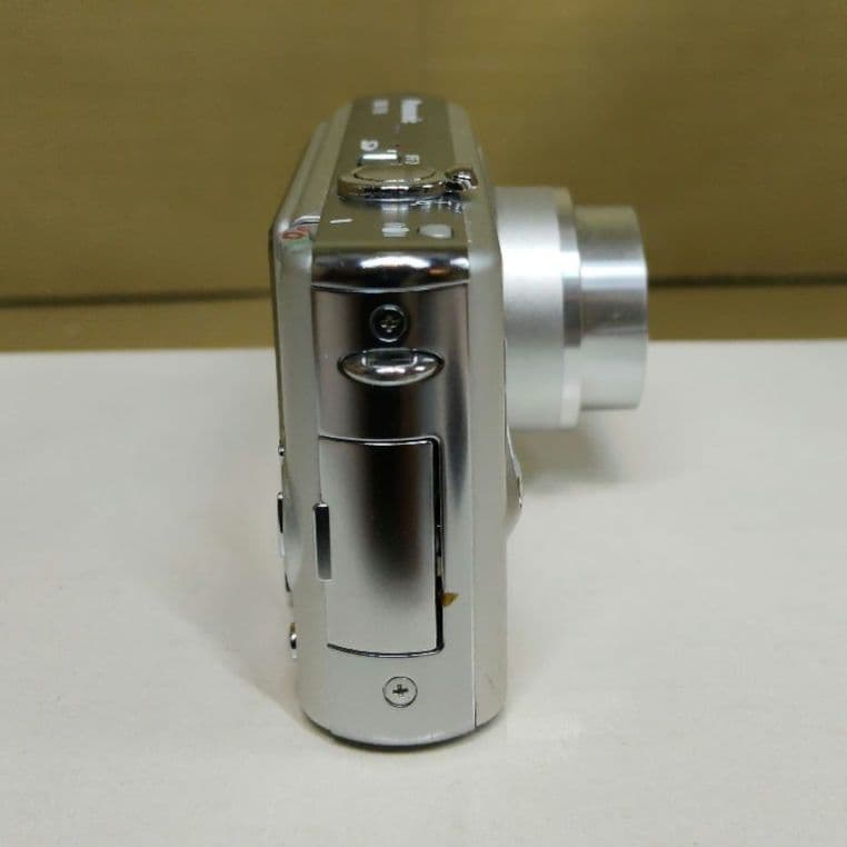 Panasonic LUMIX DMC-FX9 本体 デジタルカメラ ジャンク 画像3