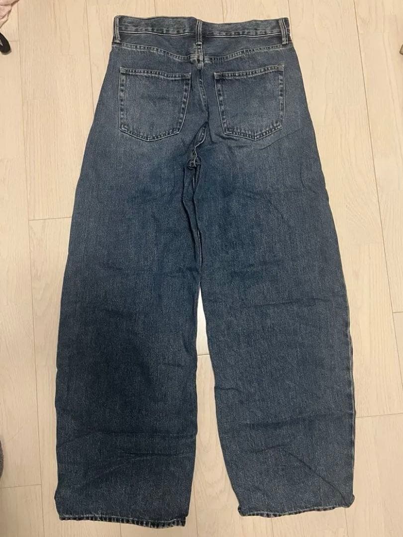 UNIQLO バギーカーブジーンズ 25インチ 画像2