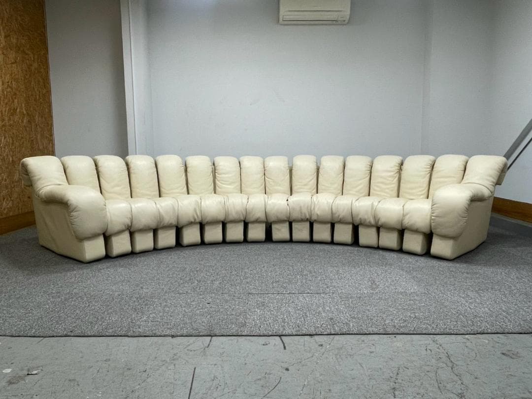 H8874☆展示品☆デセデ☆DS-600☆798万☆本革☆16連スネークソファ 画像2