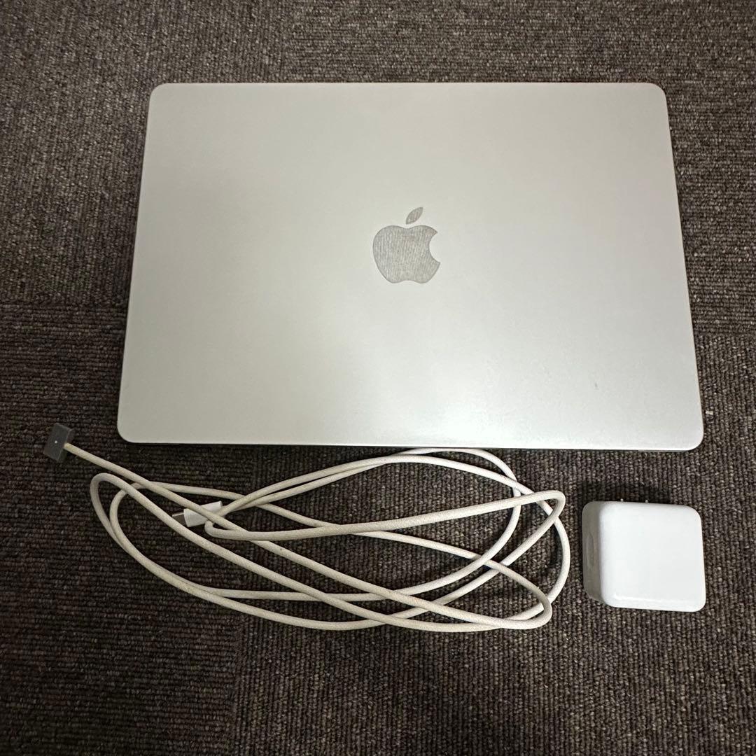 MacBook Air M2 2022 8GB 512GB スターライト