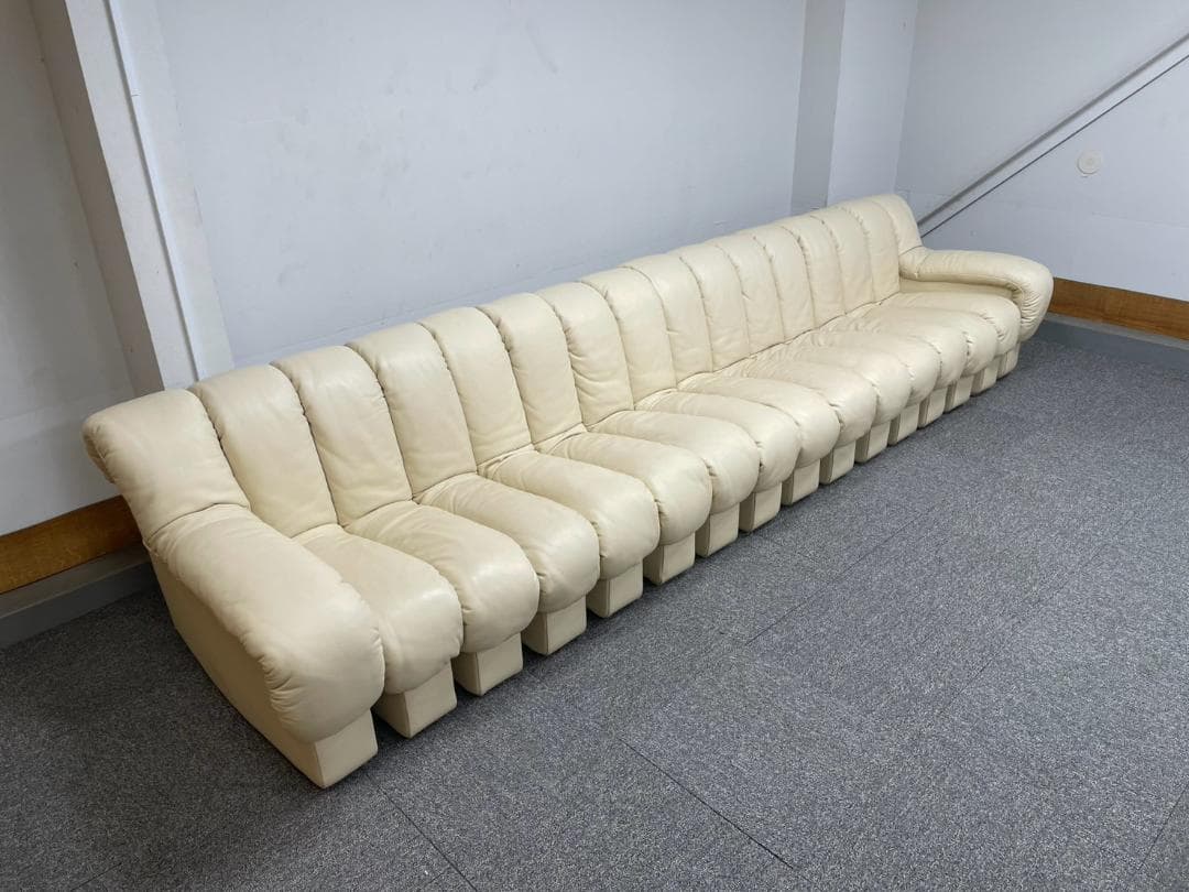 H8874☆展示品☆デセデ☆DS-600☆798万☆本革☆16連スネークソファ 画像3