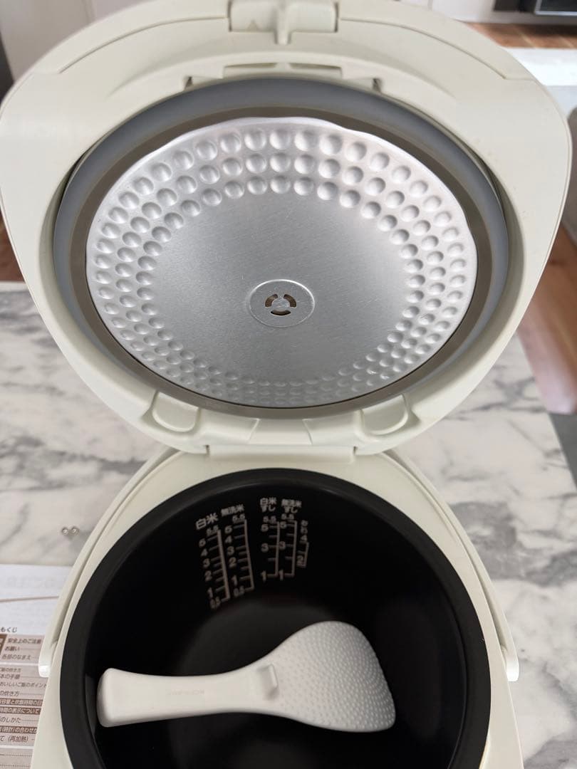 N*u様 TOSHIBA IHジャー炊飯器 RC-10HK 5.5号炊き 画像4
