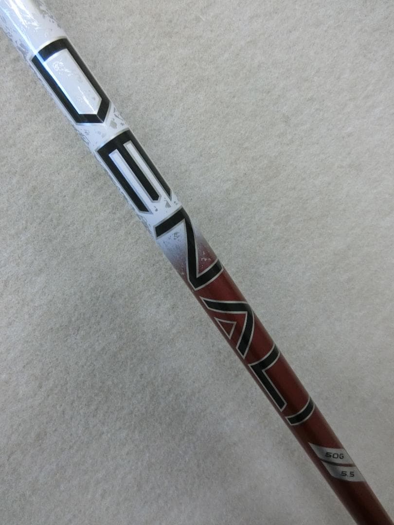 c263 プロジェクトX ディナリ レッド 50G 5.5 タイトリストスリーブ 画像2
