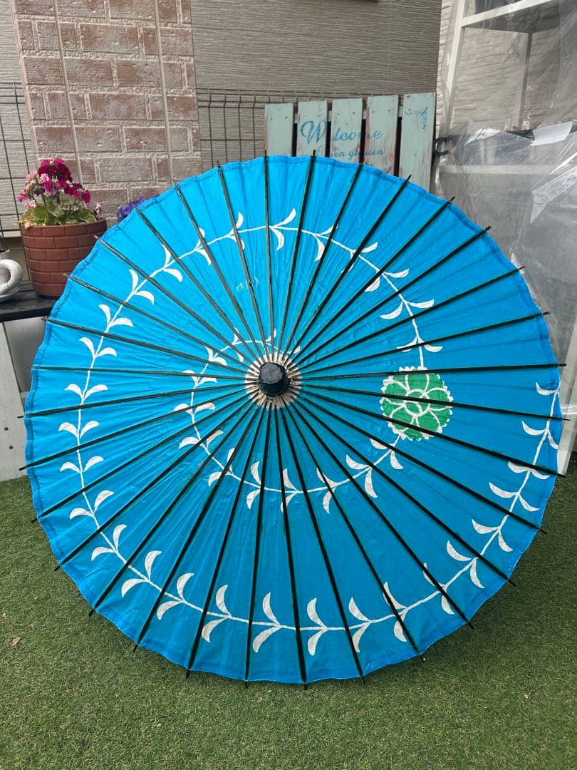 【美品】和傘 踊り傘 舞踊傘 番傘 蛇の目傘 撮影用 コスプレ 小道具 水色