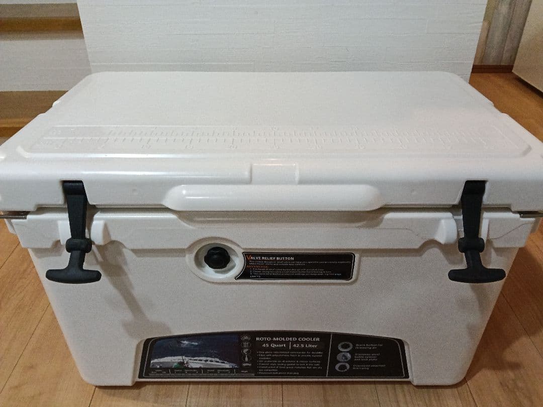 ROTO-MOLDED COOLER 45QT 42.5L クーラーボックス