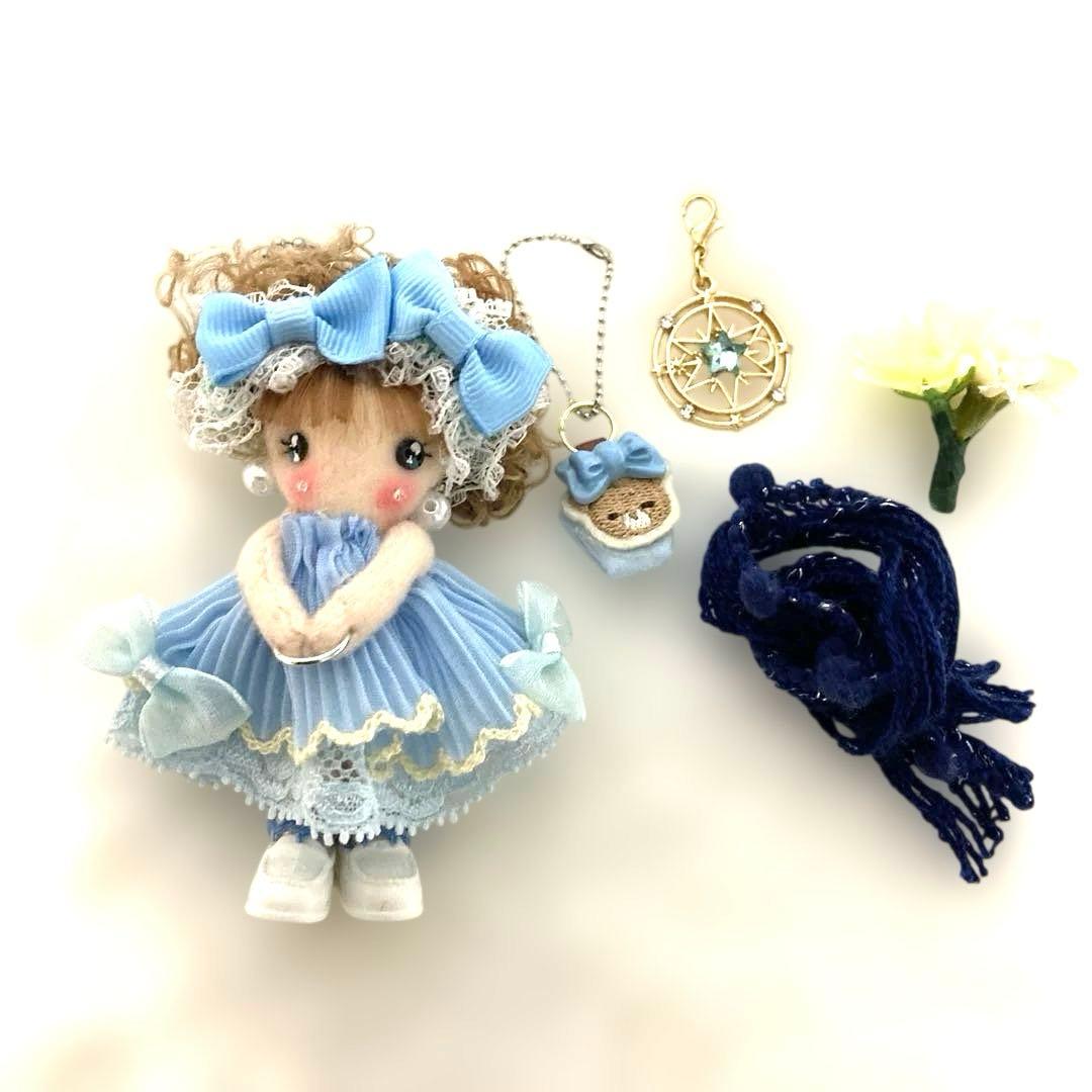 ミニー様専用☆カントリードール ドールチャーム ちびちびチャーム 水色系 画像2
