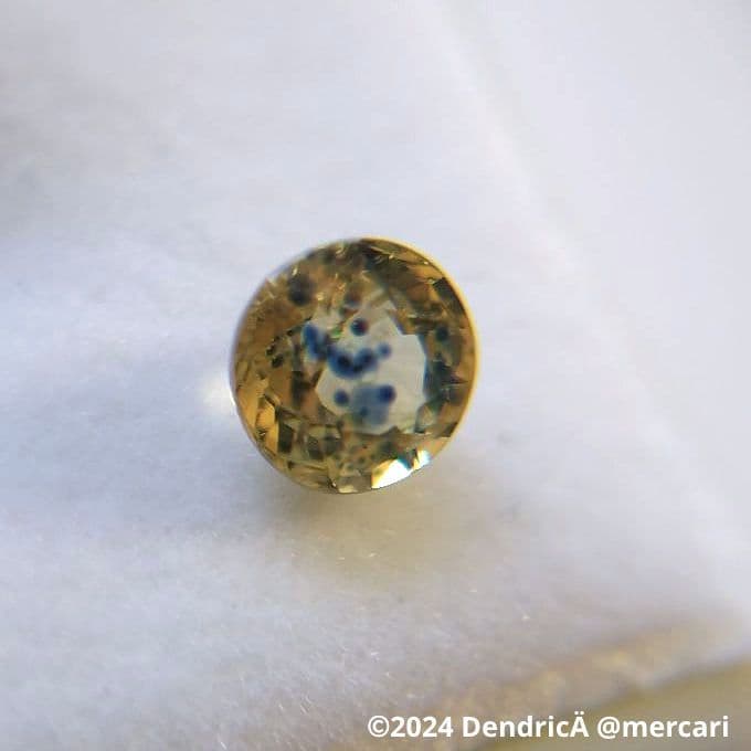 ブルーショットサファイア 0.69ct イエロー×ブルー レア ラウンド 画像3