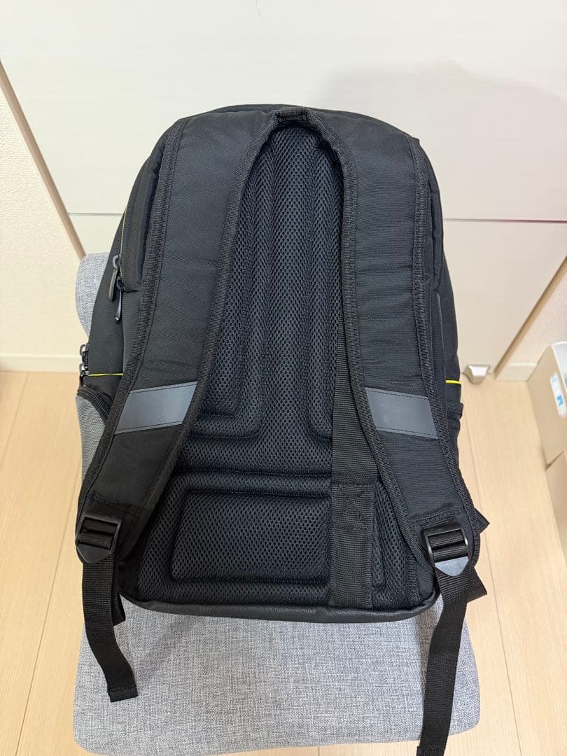 【美品】Targus ターガス バックパック リュック TCG660-70 画像2