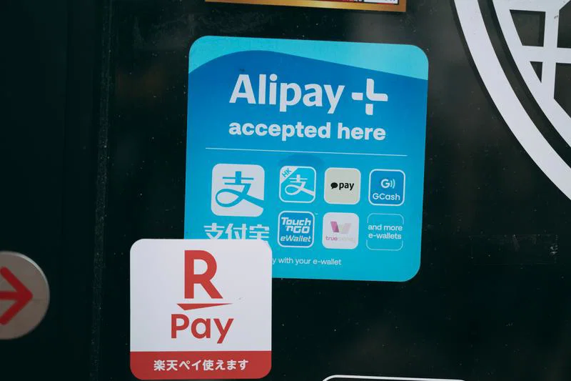 スマートフォン 6.1インチ 中古A品