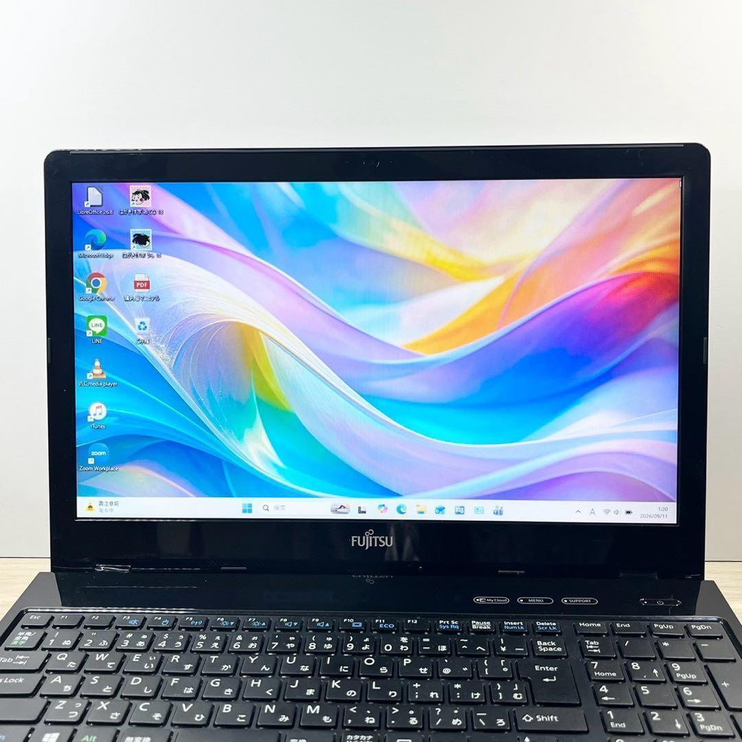 Core i7✨爆速SSD Windows11ノートパソコン カメラ DVD 画像3