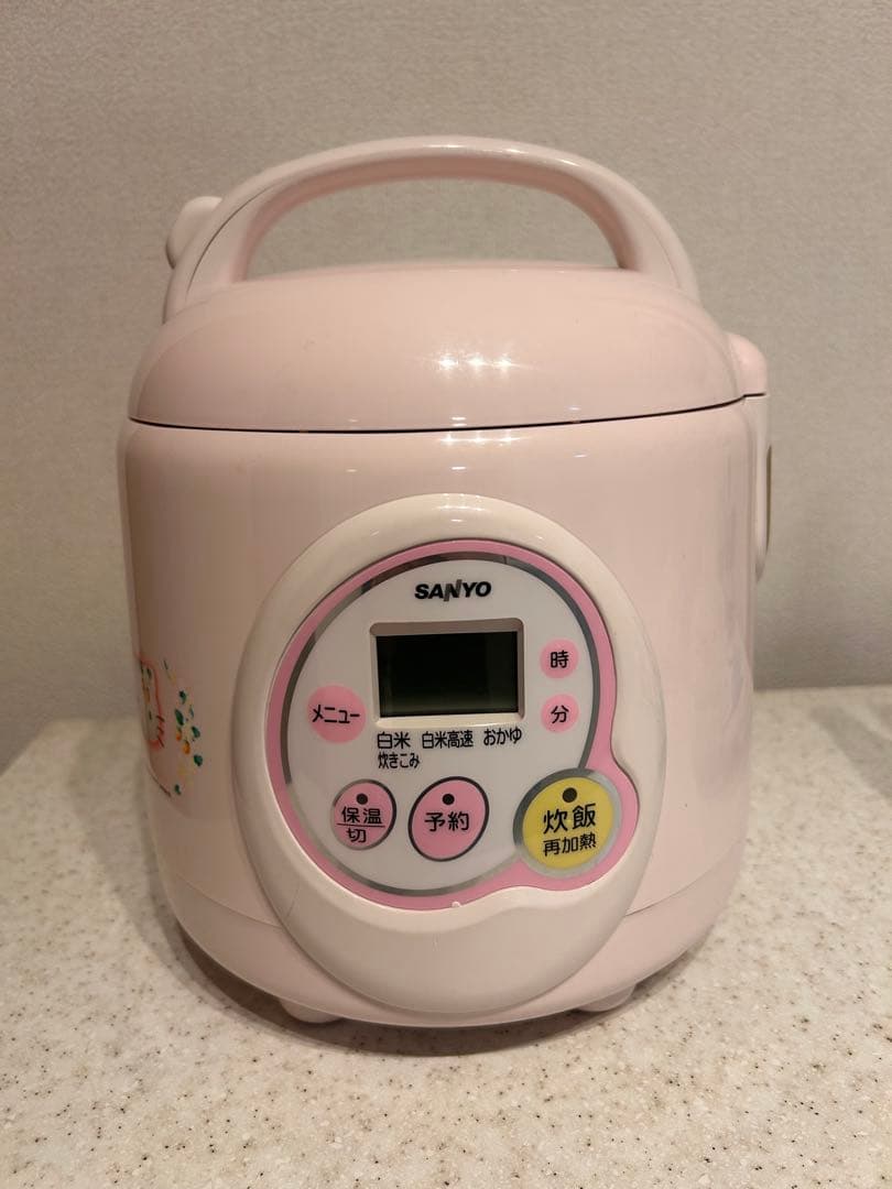 【激レア‼️】ハローキティ 炊飯器 レトロ SANYO ４合炊き 画像2