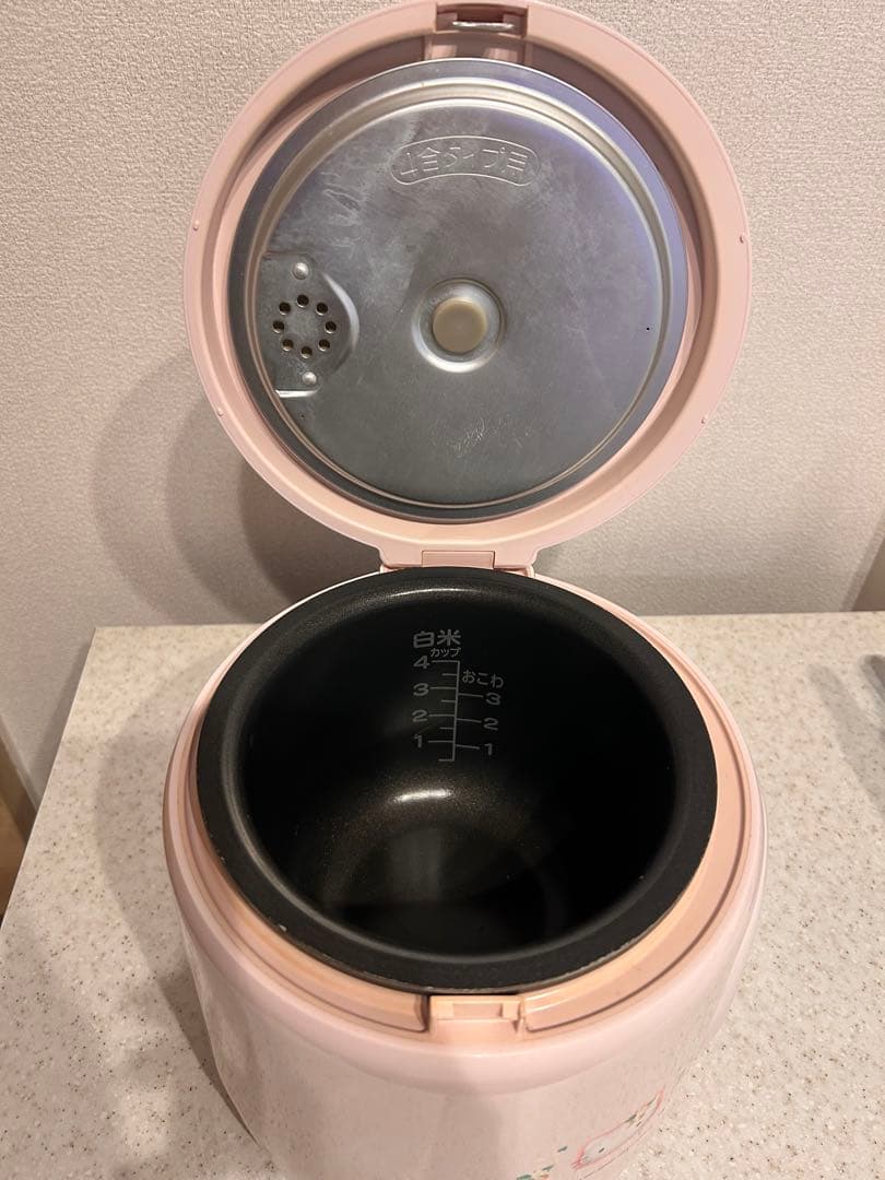 【激レア‼️】ハローキティ 炊飯器 レトロ SANYO ４合炊き 画像3
