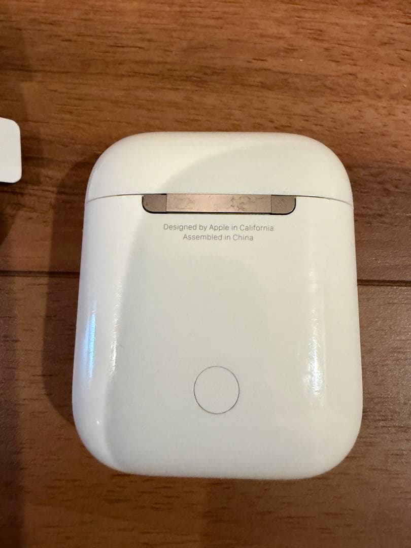 Apple AirPods 本体 充電ケース ケーブル付き 画像3