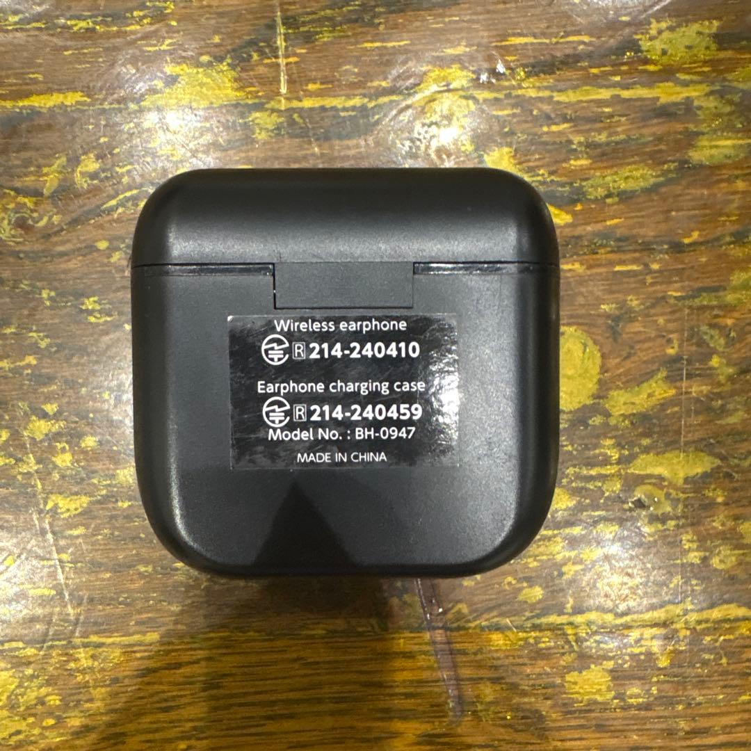 ワイヤレスイヤホン 充電ケース付き 本体 ブラック 画像2