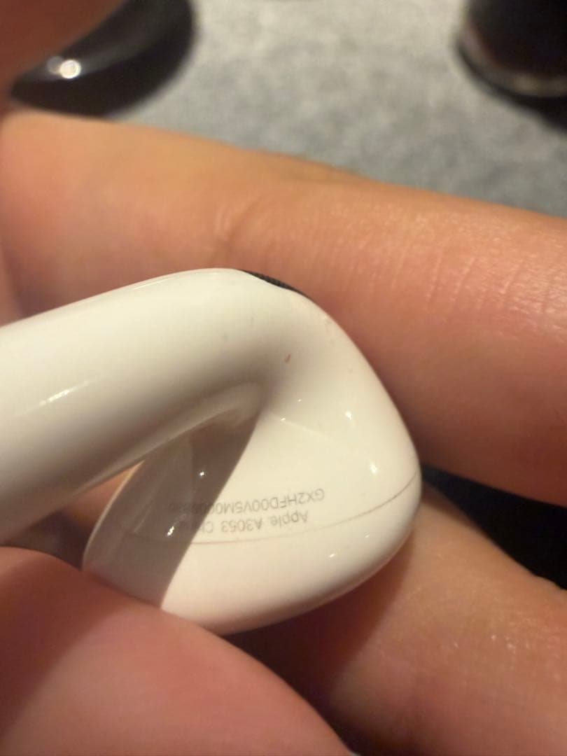 Apple AirPods 第4世代 本体 左耳 画像3