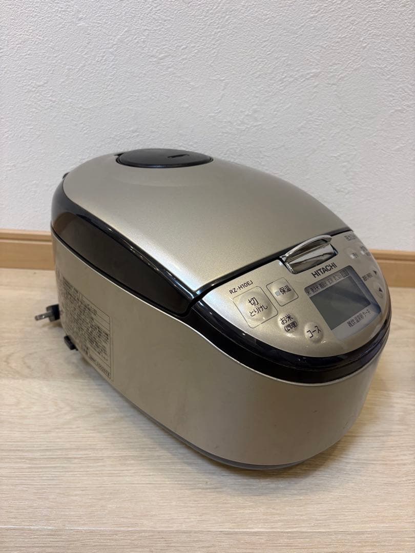 日立（HITACHI）の圧力IH炊飯ジャー 5.5合炊き（RZ-H10EJ） 画像2