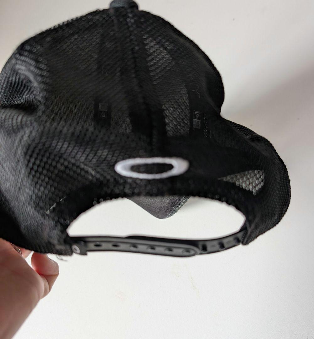 OAKLEY NEW ERA コラボ メッシュキャップ ブラック 画像3