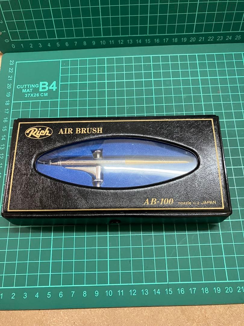 【美品】Rich エアブラシ AB-100 ノズル径0.2mm ダブルアクション