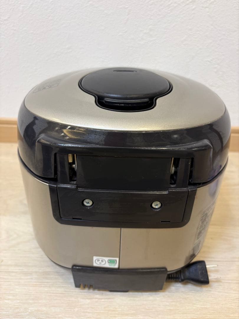 日立（HITACHI）の圧力IH炊飯ジャー 5.5合炊き（RZ-H10EJ） 画像4