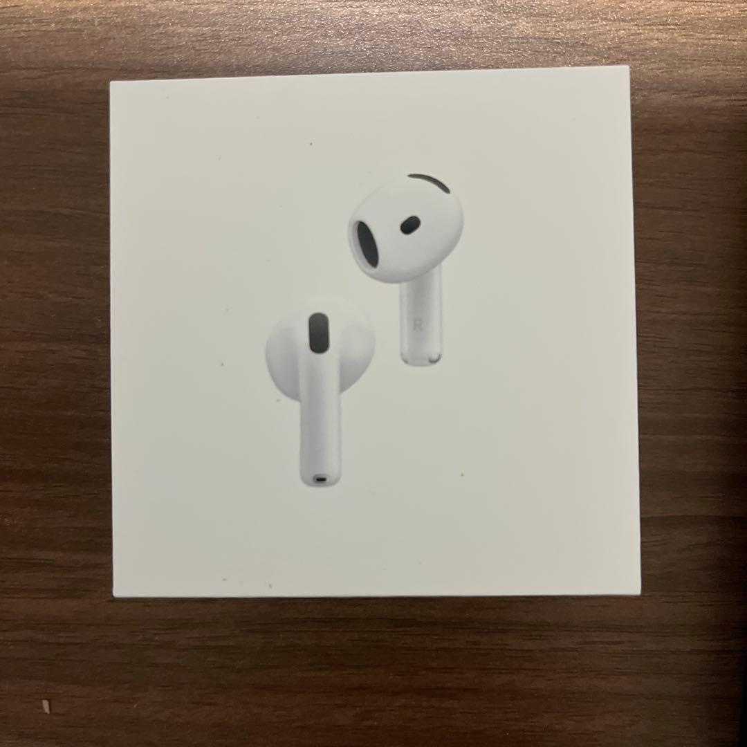 Apple AirPods 5 ワイヤレス充電ケース付き 本体