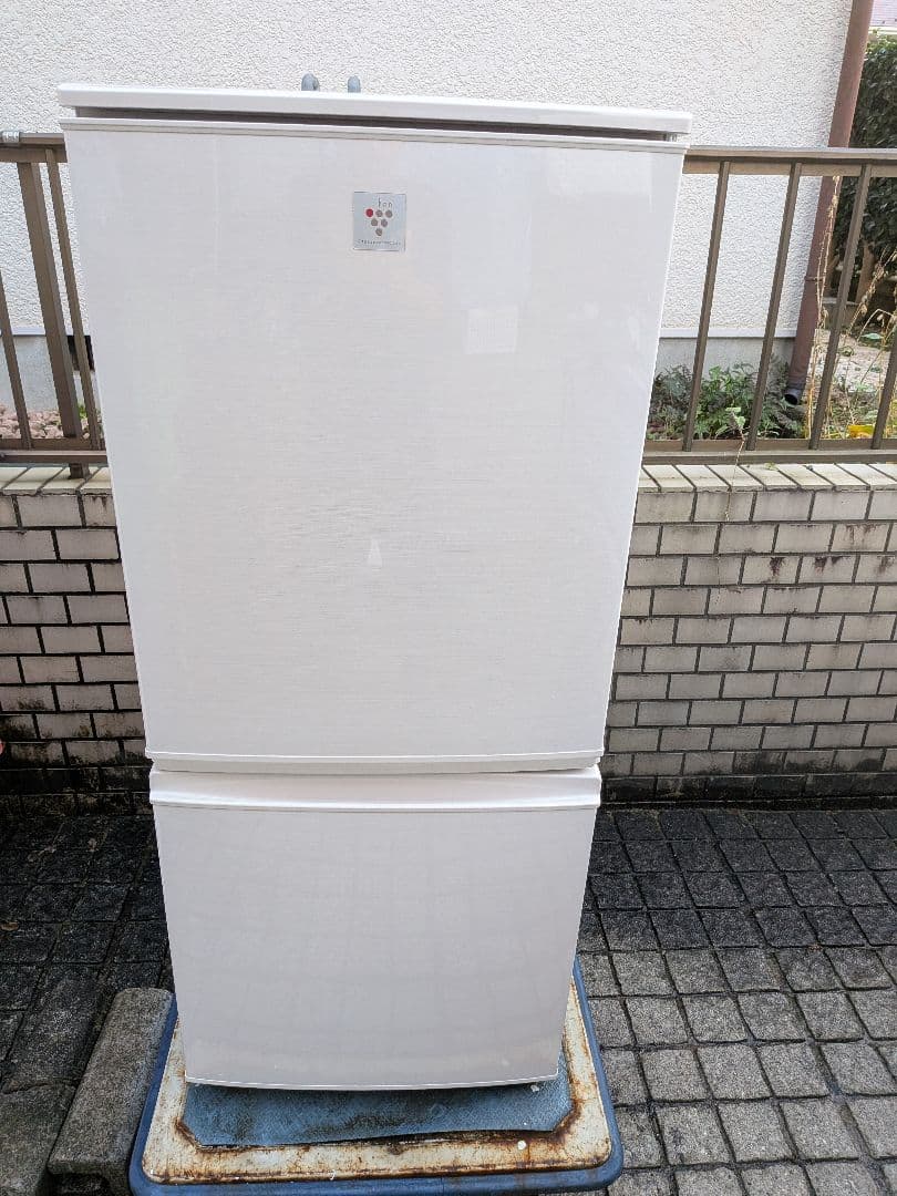 SHARP 冷凍冷蔵庫 137L