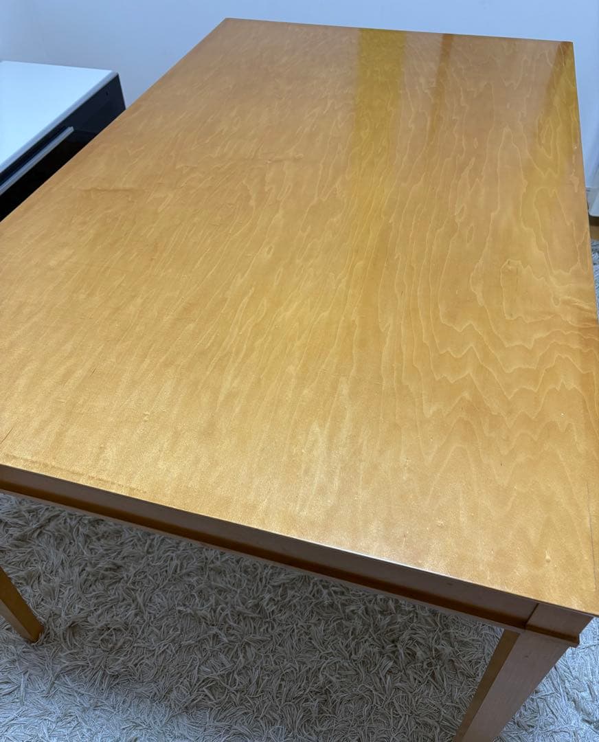 ダイニングテーブル メープル ウレタン塗装 画像3