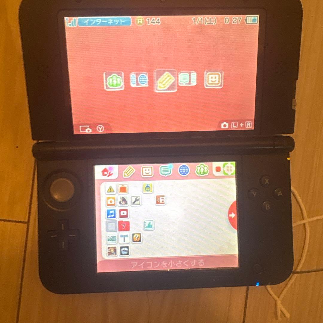 Nintendo 3DS LL 本体充電器付きSDカード付き 画像3