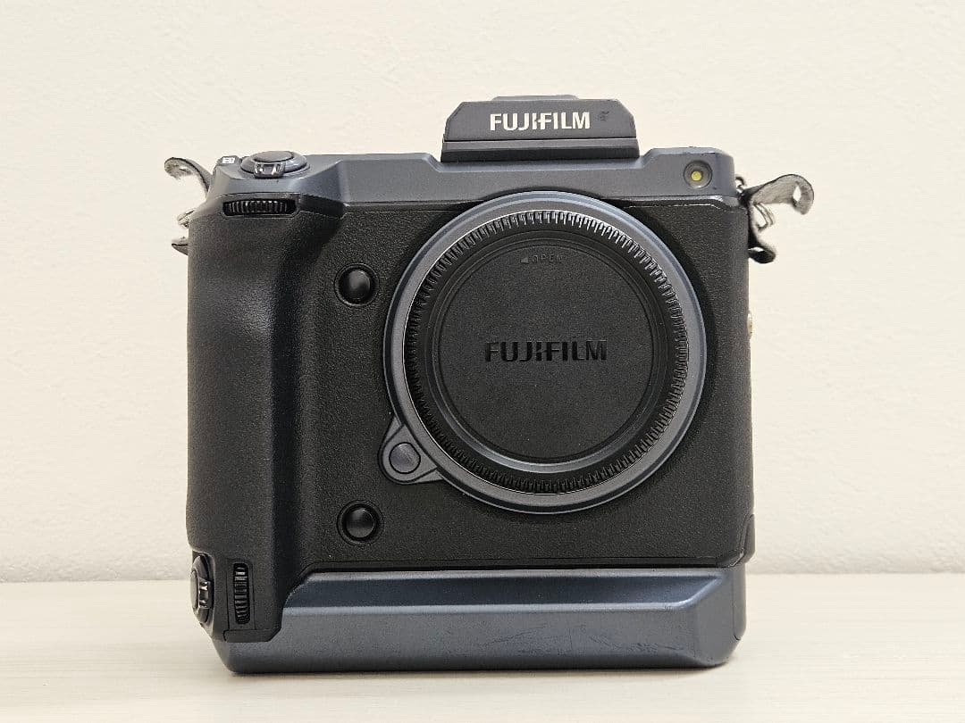 FUJIFILM GFX100 GFX ボディ 元箱 バッテリー ストラップ有 画像2