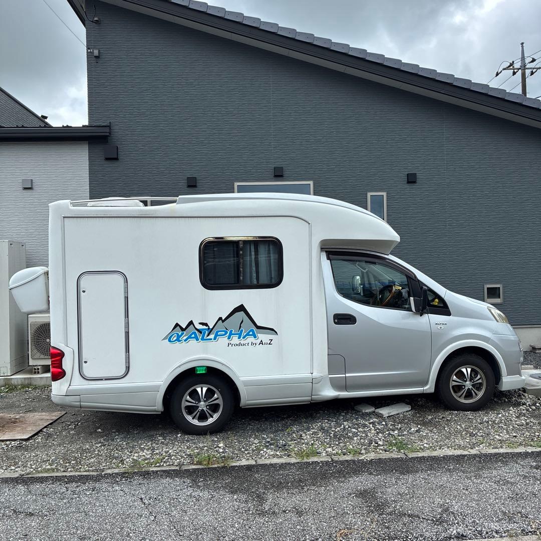 AtoZ NV200 キャンピングカー アルファ 走行少ない 画像3
