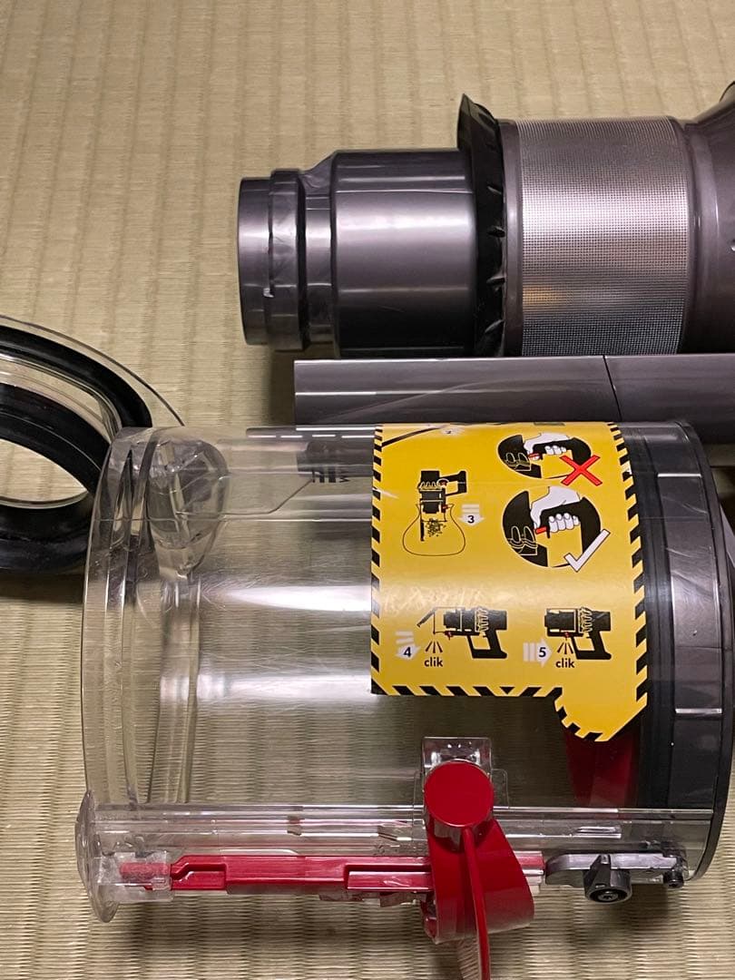 dyson ダイソン sv12 v10 本体 フィルター新品 分解清掃済み 画像4