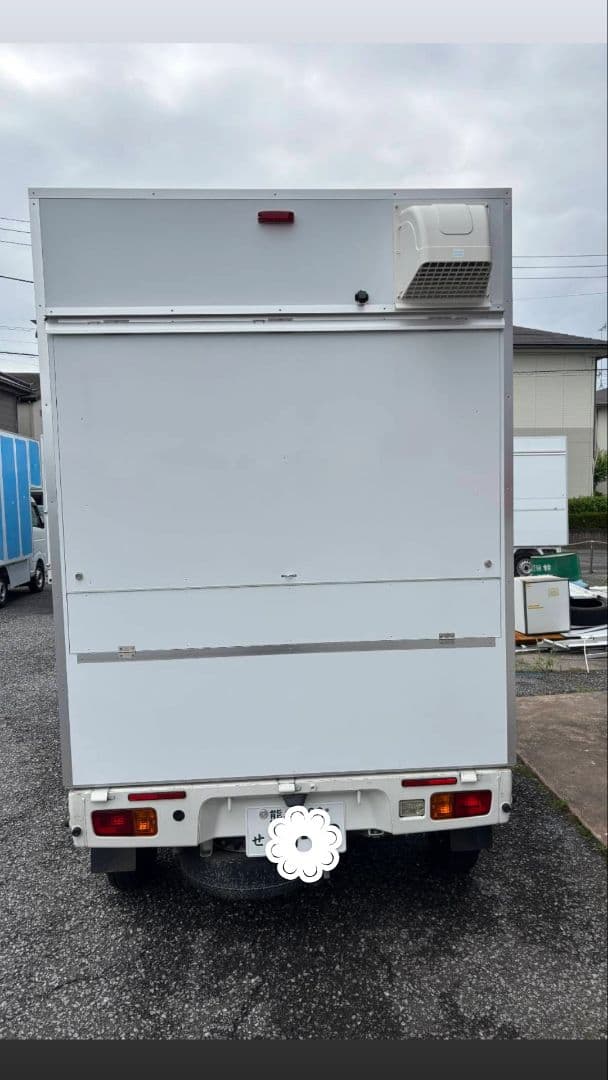 ダイハツ キッチンカー 画像2