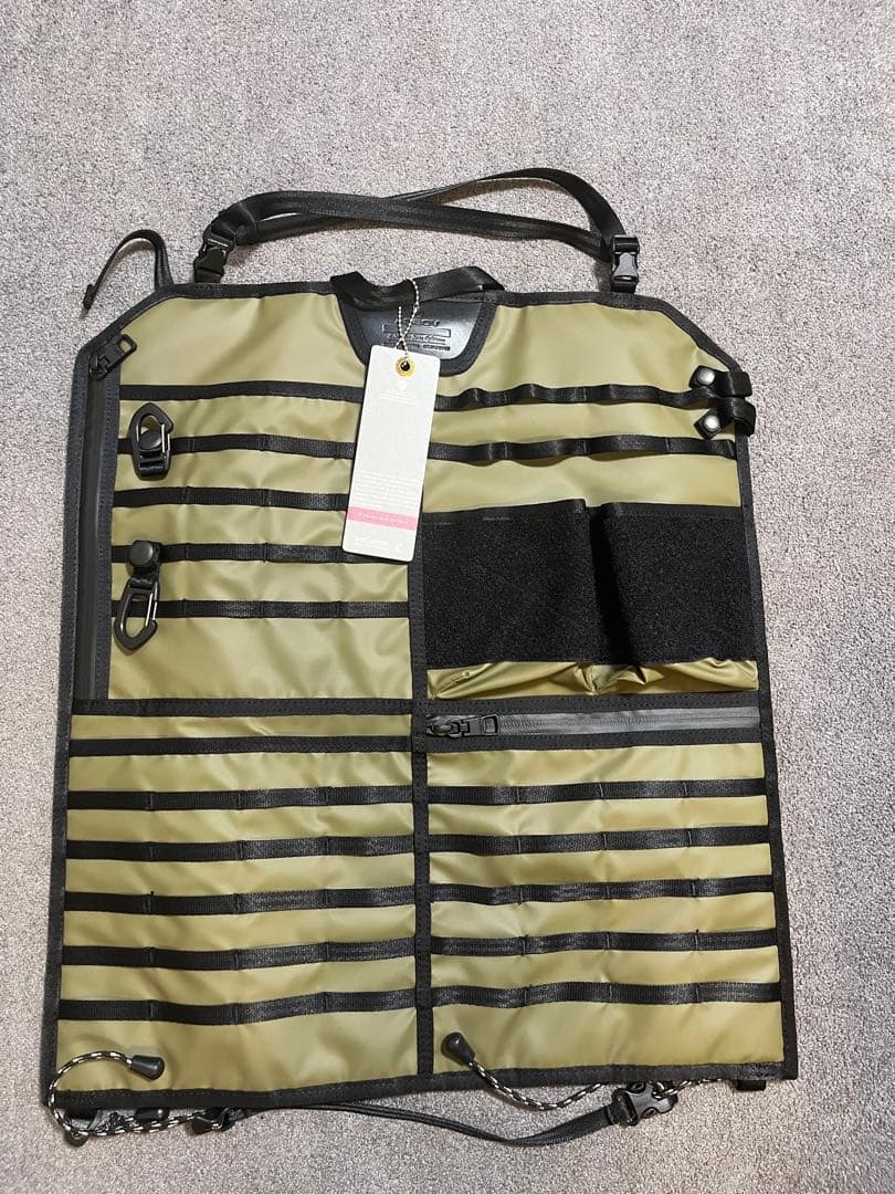 キャンプチェア シートバック用 MOLLEシステム 収納オーガナイザー カーキ 画像3