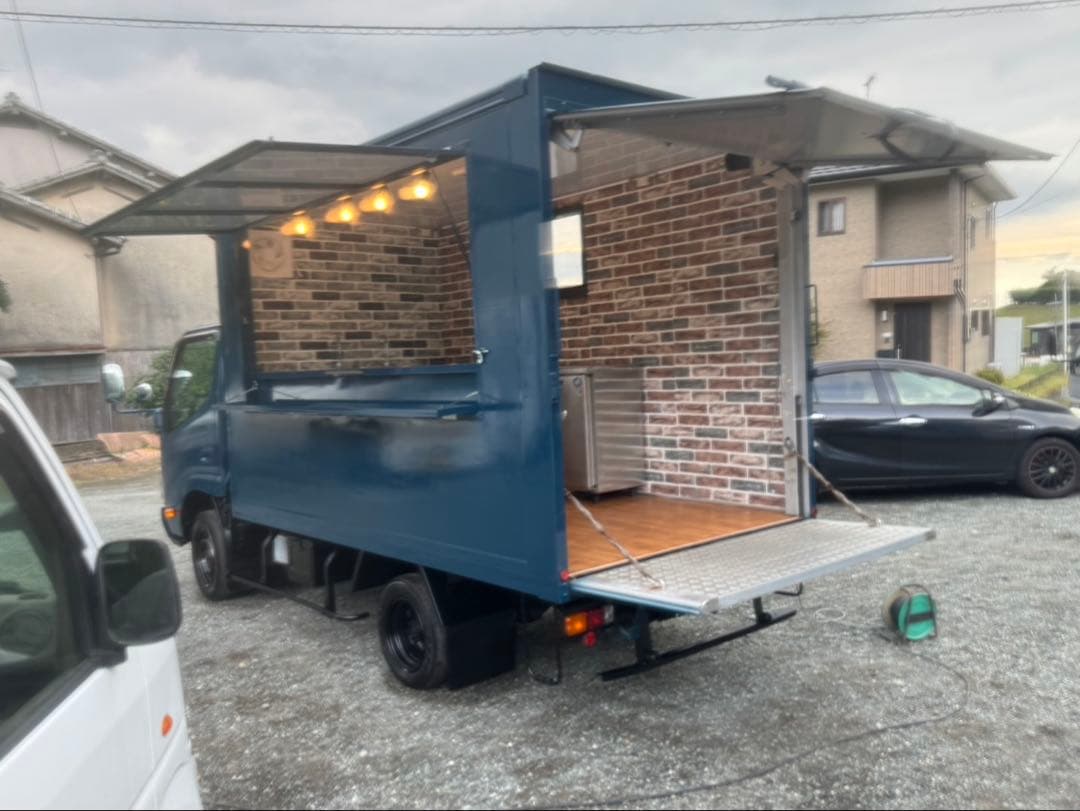 トヨタ ダイナトラックキッチンカー 移動販売車 画像4