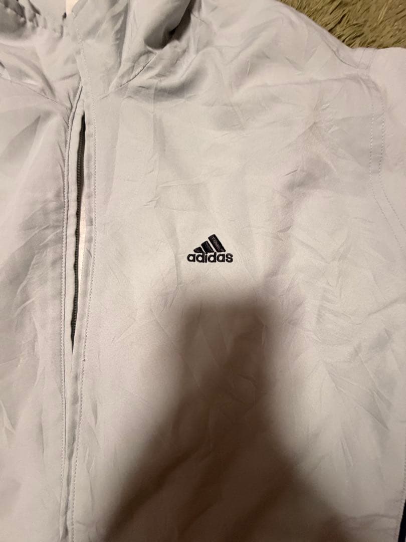 adidas ナイロンジャケット ライトグレー 画像3