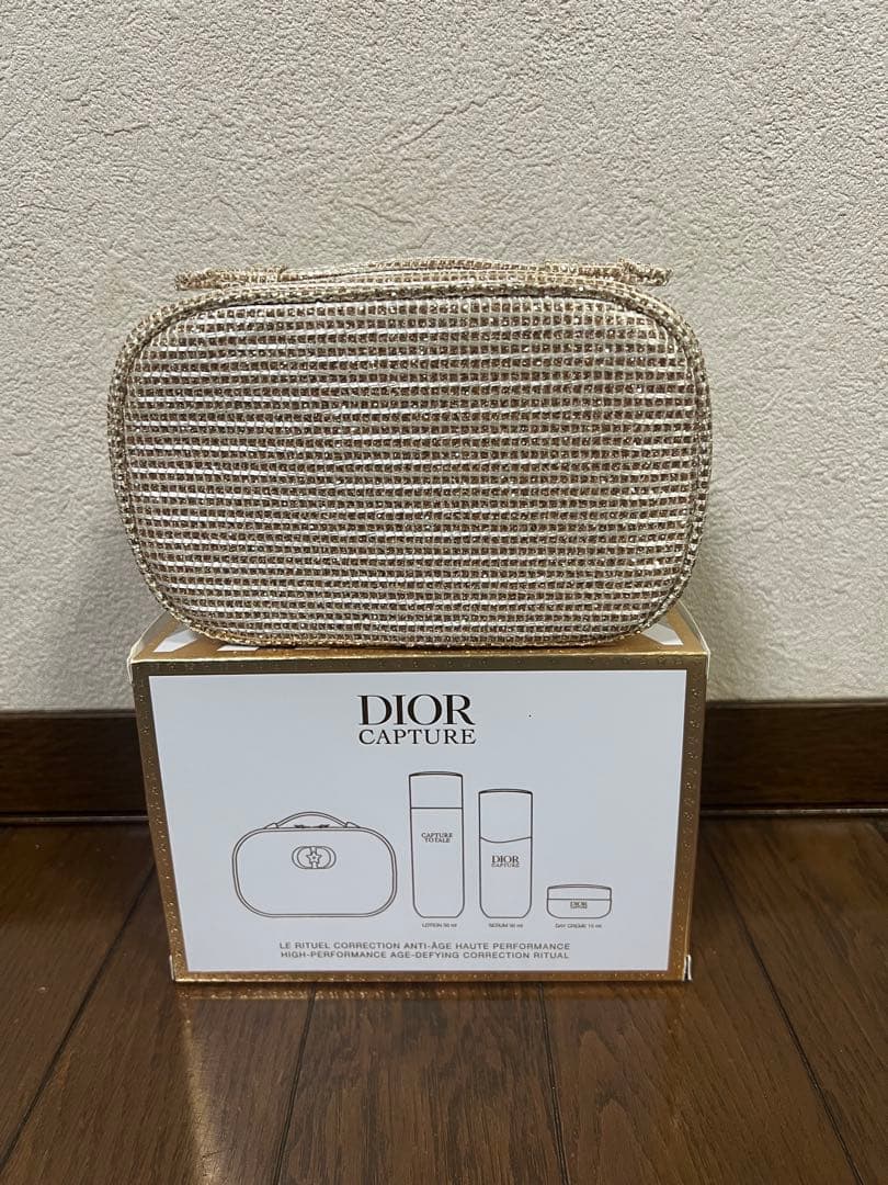 新品未使用 DIOR ノベルティポーチ クリスマスコフレ 画像3