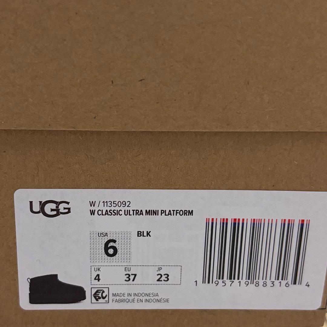 【新品】UGG クラシックミニ 厚底 ムートンブーツ 黒 23cm ブラック 画像3