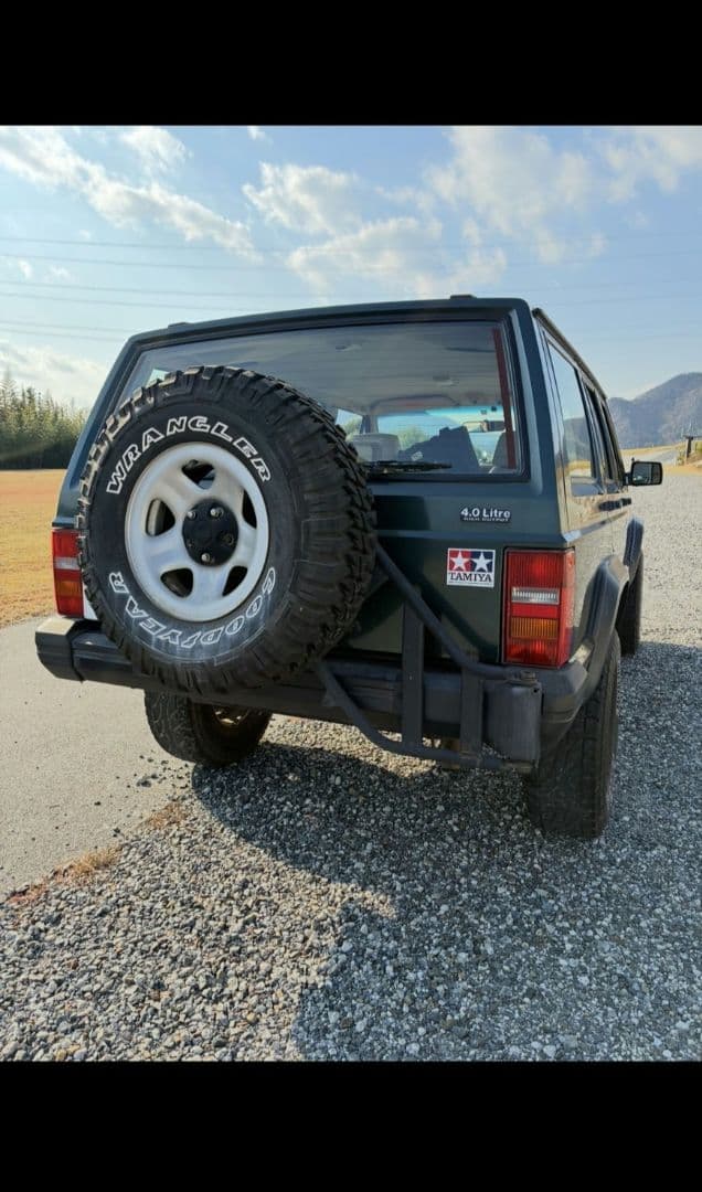 Jeep チェロキー 1994 ベージュ内装 貨物登録 画像3