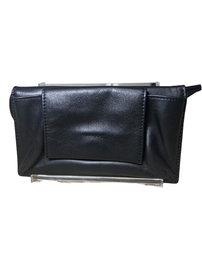 【極美品】イア パピヨネ モバイルウォレット横型ショルダーバッグ ブラック 財布 画像2