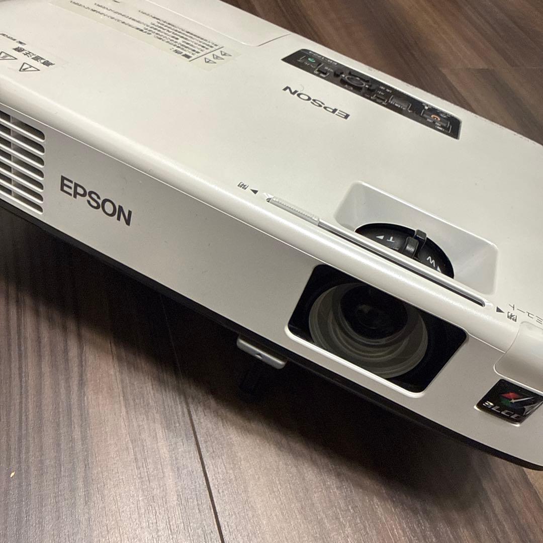 EPSON プロジェクター EB-1724 本体