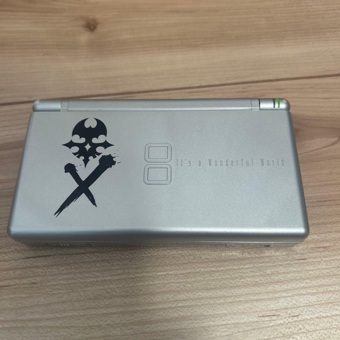 任天堂 Nintendo DS Lite 本体 すばらしきこのせかい 限定