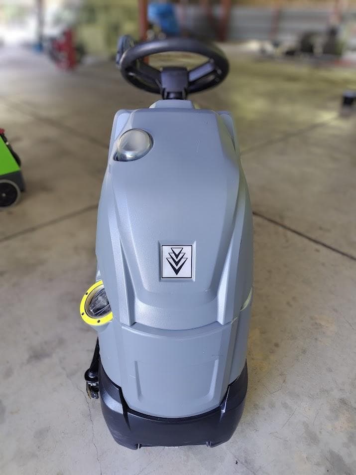ケルヒャー Karcher 業務用立ち乗り式床洗浄機 BD55/40RS BP 画像2