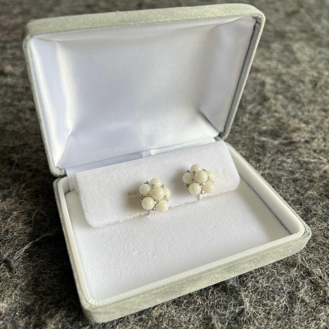 極美品✨ 白珊瑚 イヤリング ダイヤモンド WG K14 アクセサリー 画像2