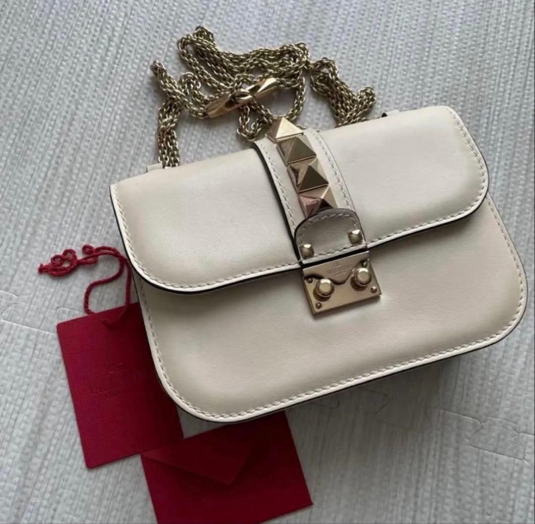 本日限定の値下げ価格ValentinoGaravaniロッスタッズショルダーバッ 画像3