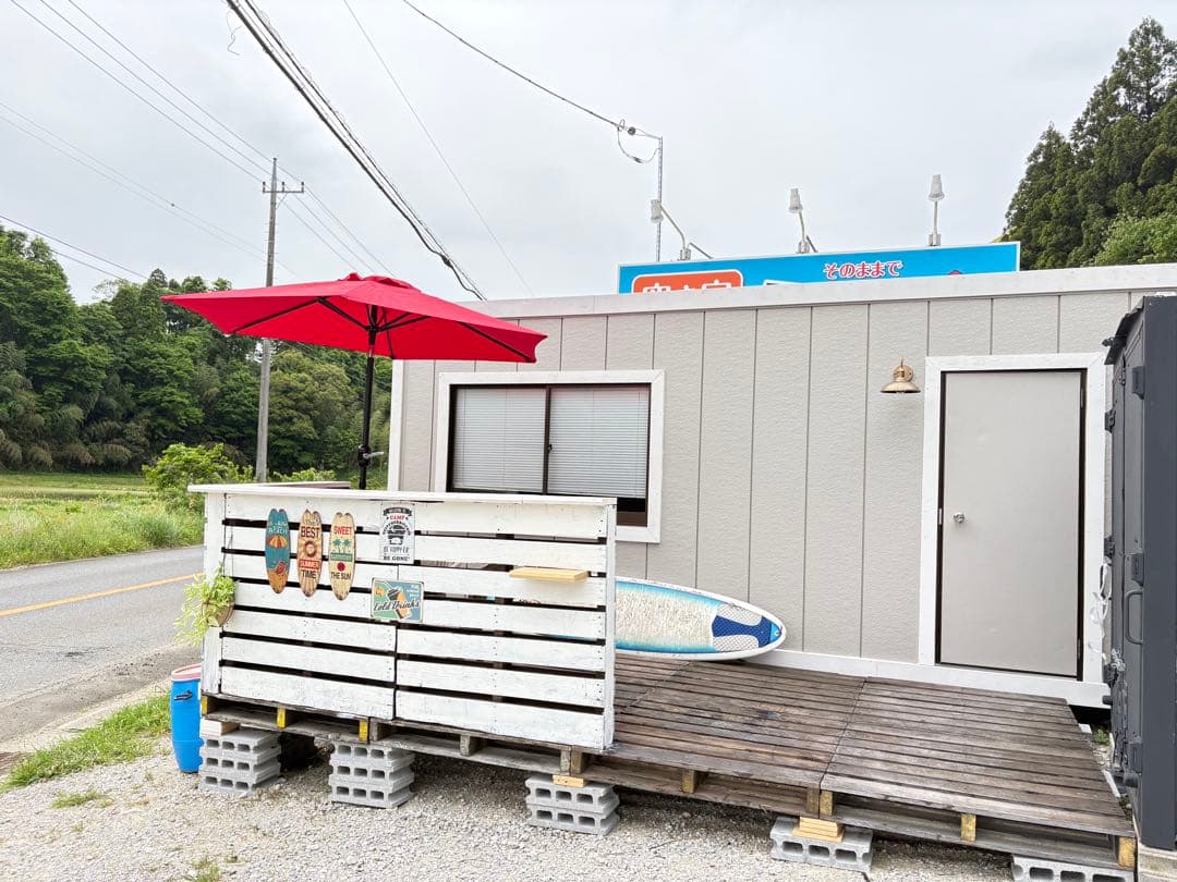 コンテナハウス！ウッドデッキ付き！家具家電付き！屋根断熱！