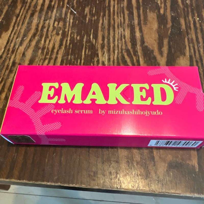 EMAKED エマーキット まつげ・まゆげ美容液未開封