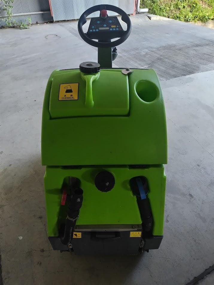 蔵王産業 ZAOH 業務用 搭乗式床洗浄機 バッテリー式 画像4