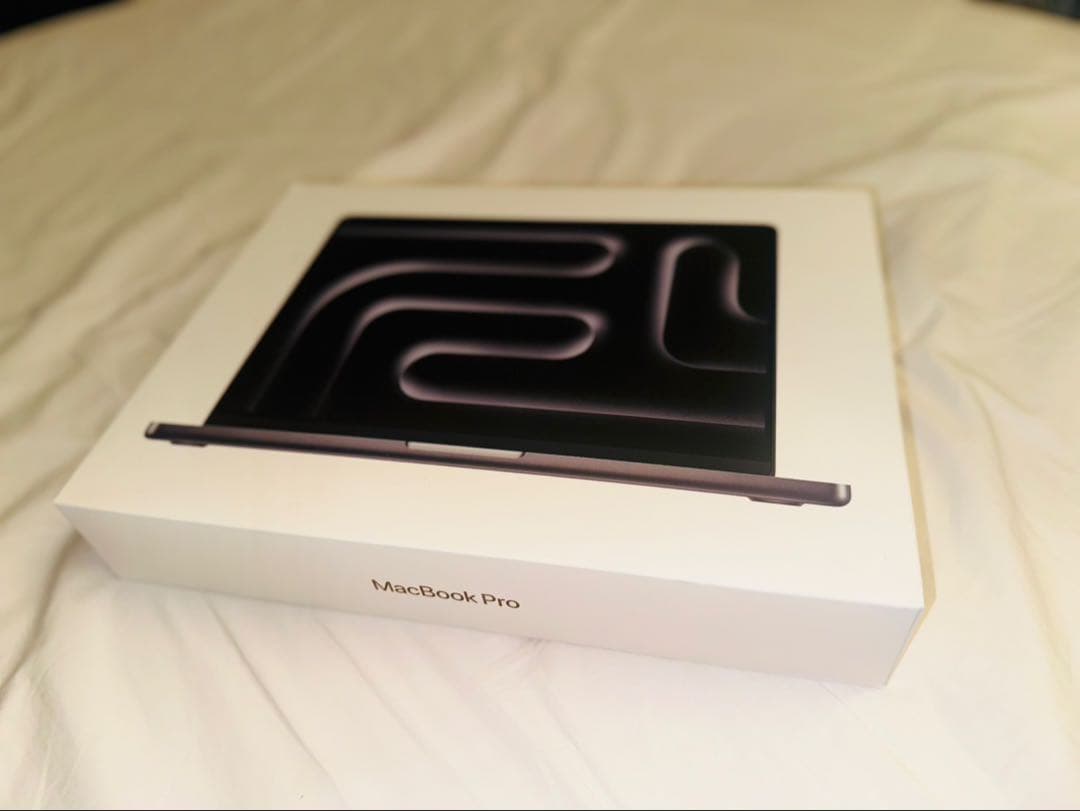 Apple MacBook Pro 本体 M5Max すぐに配送します！ 画像3