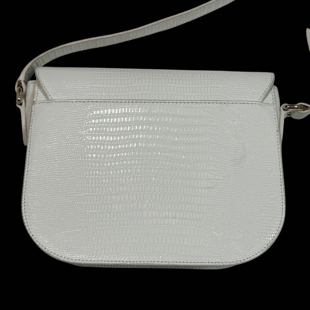FURLA フルラ 1927 クロコ型押し ショルダーバッグ 斜めがけ可能 白系 画像4
